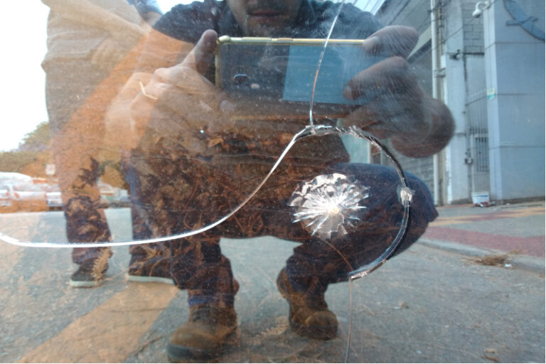 Vidro laminado retirado ao Trocar vidro de fachada